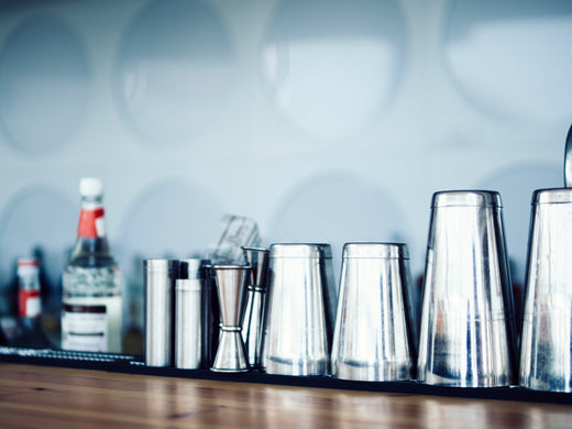 De-clutter and Organize your Home Bar